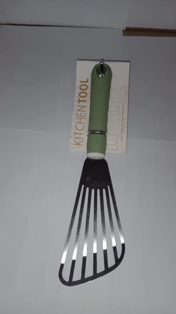 Fry and Beating Spoon
